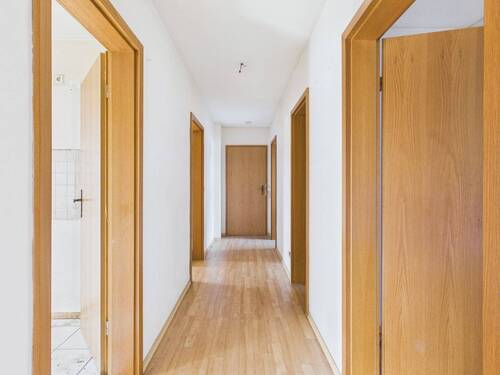 Diele Blickrichtung Wohnungstür - 