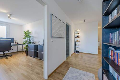 Blick ins Arbeitszimmer - 