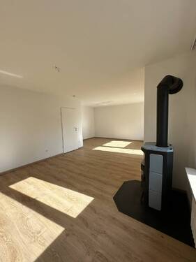 EG_Wohnzimmer_02 - 6 Zimmer Doppelhaushälfte zum Kaufen in Brunnthal