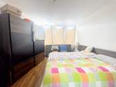 Schlafzimmer - 3 Zimmer Etagenwohnung zum Kaufen in Krefeld