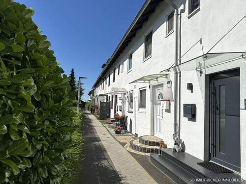 Außenansicht - 'Die Elbe im Blick- Kleines Reihenhaus mit Dachterrasse und Garten