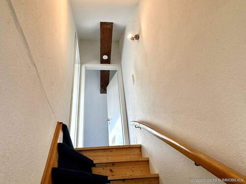Treppe zum DG - 