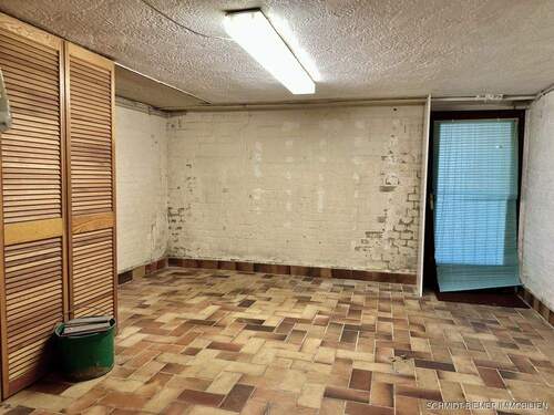 Kellerraum 2 mit Gartenzugang - 