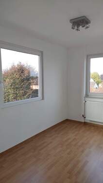 35e89637-81ad-47a9-98fa-64698a27e3e3 - 