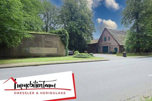 Ansicht des urigen Hofes - Großes Baugrundstück mit Altbestand & individueller Bebaubarkeit im Herzen von Waldenau 