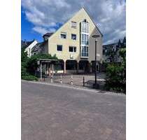 Zentral gelegenes Büro mit Stellplatz und Lager - Bobenheim