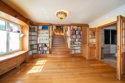 Wohnen EG mit Treppe zur Galerie - 7 Zimmer Einfamilienhaus in Mandelbachtal / Habkirchen