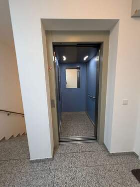 Aufzug.JPG - 