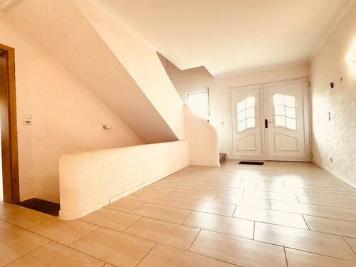 11. Eingangsbereich EG - 