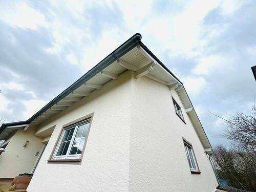 7. Haus Seitenansicht (rechts) - 