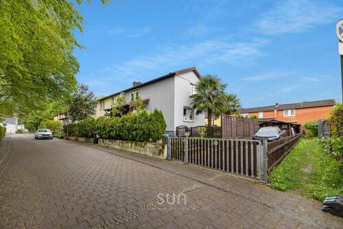 Hausansicht - ***ERBPACHT*** clever genutzt - 3-Zimmer-Stadthaus in Toplage zum Verlieben