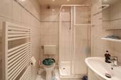 Badezimmer UG - 