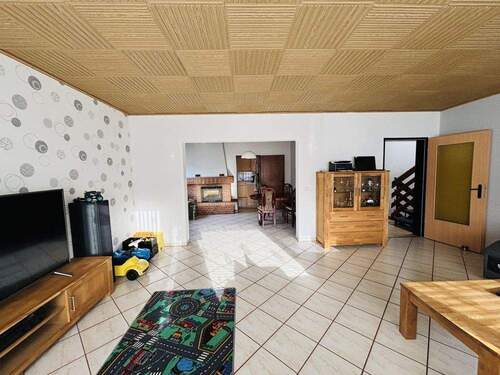 Wohn- und Esszimmer - 