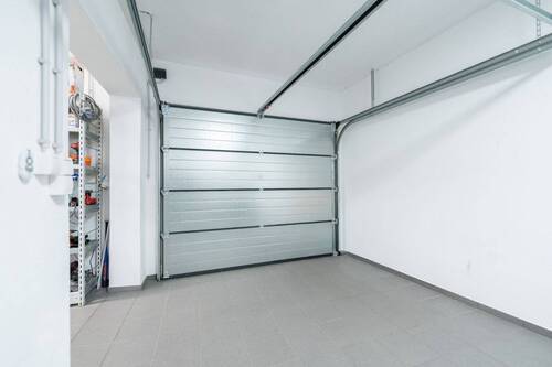 Garage - 