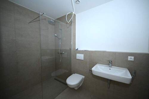 Zeitloses Duschbad - 