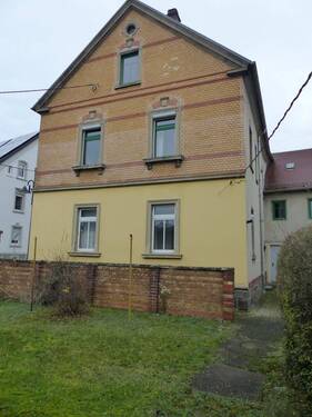 Giebelansicht - 9 Zimmer Mehrfamilienhaus, Wohnhaus in Liebschützberg