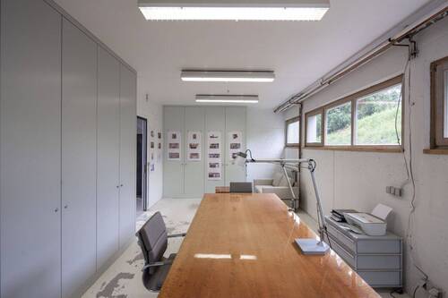 Büro- Besprechungsraum - 