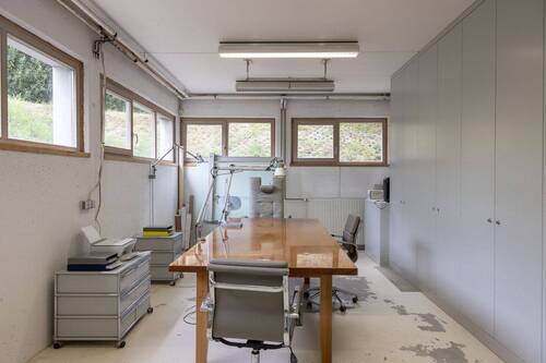 Büro- Besprechungsraum - 