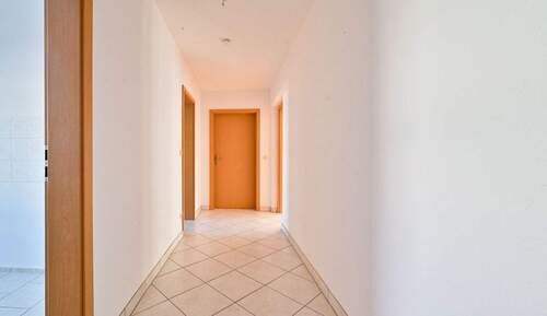 Flur - 2 Zimmer Etagenwohnung in Chemnitz