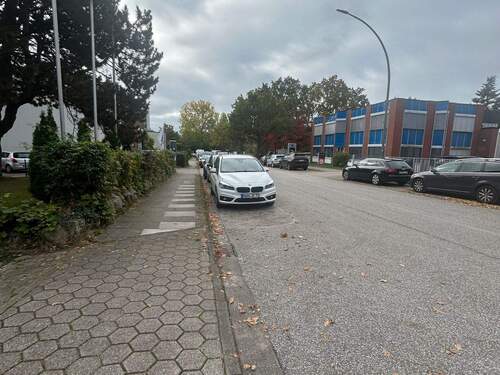 IMG_4856.jpeg - Attraktive Bürofläche in der Nähe des Flughafens zu vermieten.