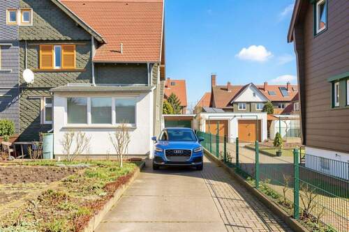 Außenansicht - 4 Zimmer Doppelhaushälfte in Dresden