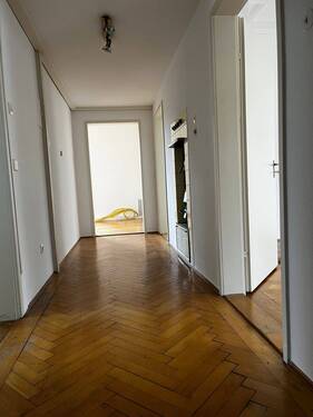 08 Flur.JPG - 