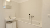 Badezimmer - 3 Zimmer Etagenwohnung zum Kaufen in Korschenbroich