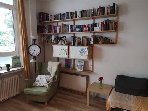 Wohnzimmer Ansicht 2 - 4 Zimmer Etagenwohnung zur Miete in Bremen