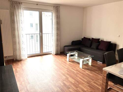 Wohnzimmer - NÄHE Hauptbahnhof - Möblierte, schöne -2-ZW, EBK, 90459 Nürnberg