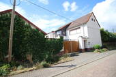 Hausansicht - 6 Zimmer Einfamilienhaus zum Kaufen in Bad Dürrenberg