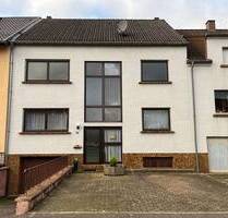 Gepflegtes Reihenmittelhaus in ruhiger Lage von Lauterbach - Völklingen / Lauterbach