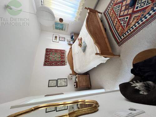 Schlafzimmer Eltern EG - 