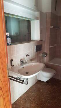 Bad - 2 Zimmer Etagenwohnung in Bad Griesbach