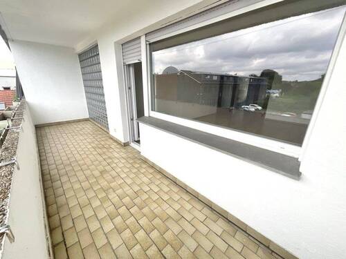 Balkon - Etagenwohnung mit 82,00 m&sup2; in Recklinghausen zur Miete