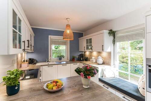 title picture - Modern single-family home in a quiet, wooded location - high-quality fittings and ready to move in