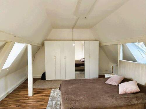 Schlafzimmer im Dachgeschoss - 