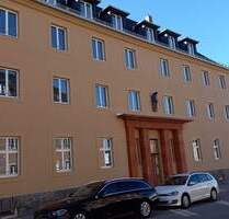 hochwertige 2-Zimmer-Wohnung mit Balkon, Fußbodenheizung, PKW-Stellplatz - Chemnitz Lutherviertel