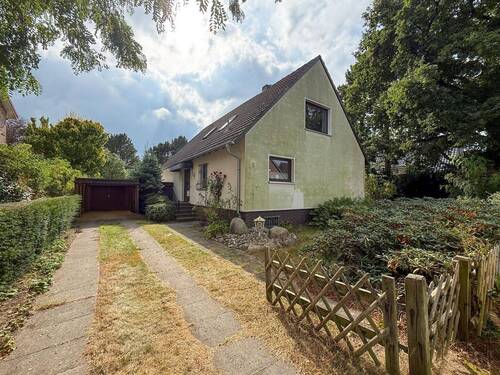 Vordere Hausansicht - 5 Zimmer Einfamilienhaus zum Kaufen in Heist