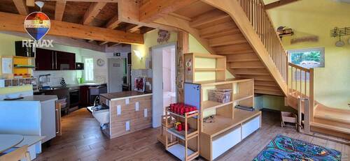 Erdgeschoss Küche und Aufgang ins OG - Mehrfamilienhaus, Wohnhaus mit 325,10 m² in Eggersdorf zum Kaufen