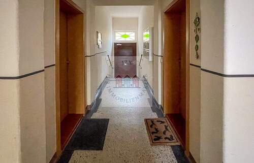 Eingangsbereich - 3 Zimmer Etagenwohnung zur Miete in Wurzen