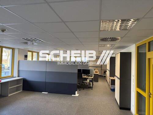 Büroräume im Erdgeschoss - 
