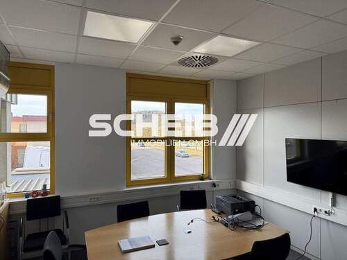 gut ausgestattete Büros - 