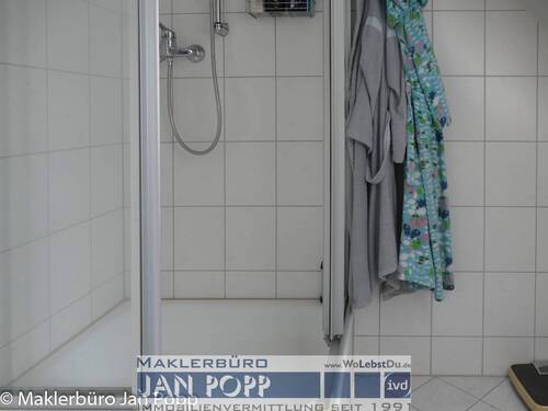 Dusche im Dachgeschoss - 