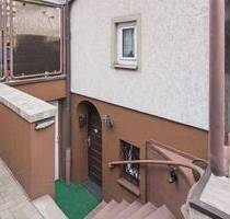 Raum für Ideen: Sanierungsbedürftige Souterrain-Wohnung in zentraler Lage - Bottrop Stadtmitte