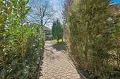 Weg zum Haus - 
