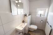WC Hauptgebäude (EG) - 