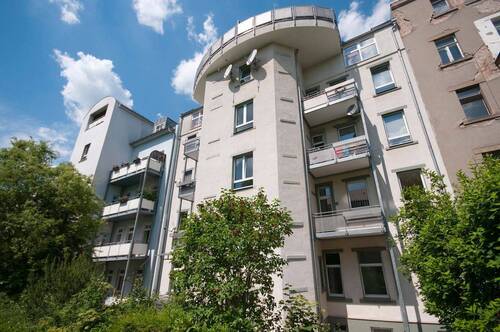 Hofseite - 4-Zimmer-Wohnung im 1. OG sucht Sie