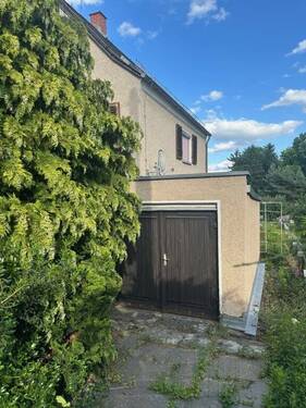 Garage - 