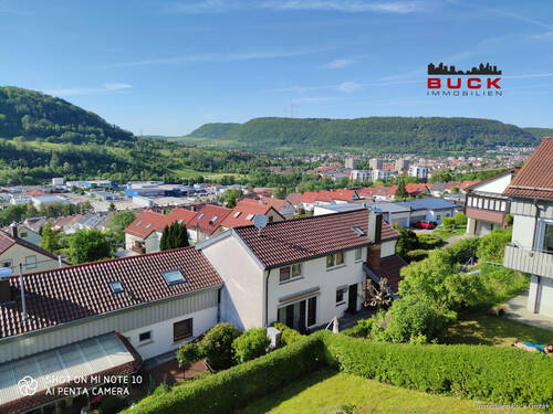 Dachgeschoss Blick von Zimmer 2 ins Tal - 9 Zimmer Einfamilienhaus in Geislingen an der Steige