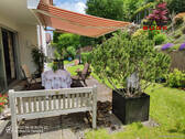 Erdgeschoss Terrasse bei Mittagssonne - 
